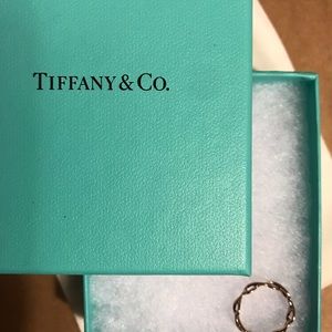 TIFFANY & CO.